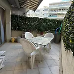 Paradou On The Beach, Amazing View, 3 Beds Appartement