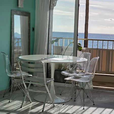 דירה Paradou On The Beach, Amazing View, 3 Beds *